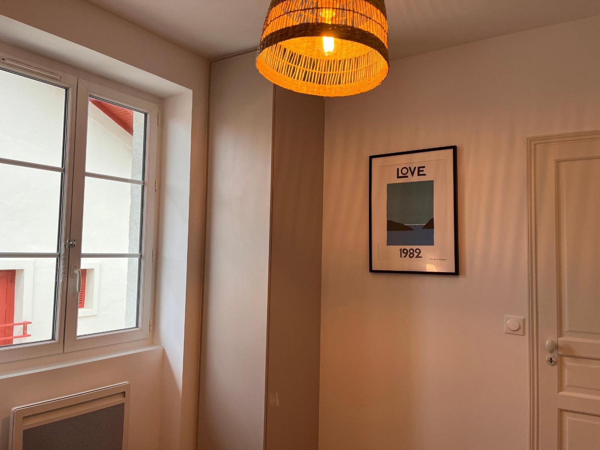 סן-ז'אן-דה-לוז Appartement Lumineux 3 Pieces Pres Des Halles Et De La Plage, Wifi, Clim, Parkings Proches - Fr-1-239-910 מראה חיצוני תמונה